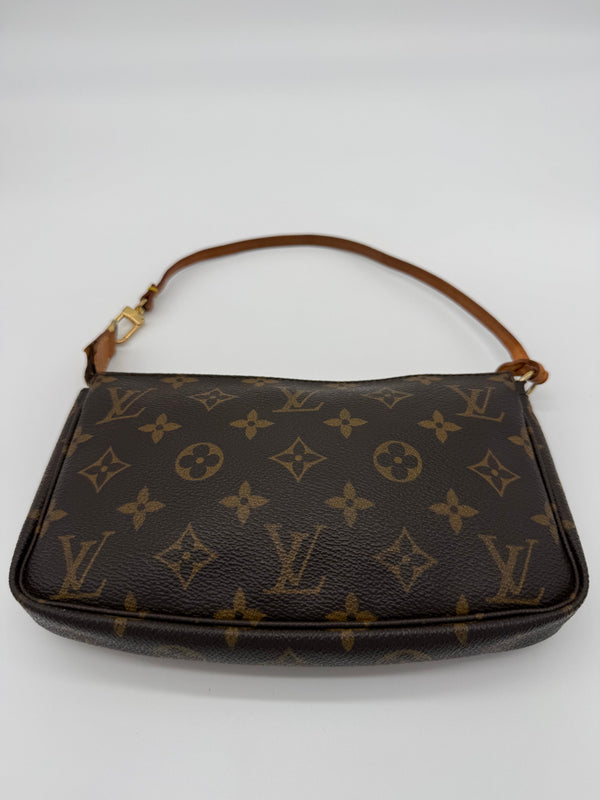 Louis Vuitton pochette accesoires