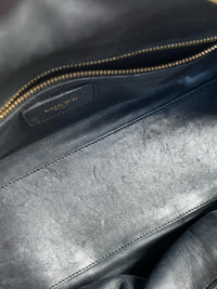 Loewe Amazona 28 en Piel Granulada Metalizada – Gris Peltre / Plata Oscuro