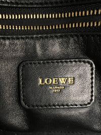 Loewe Amazona 28 en Piel Granulada Metalizada – Gris Peltre / Plata Oscuro