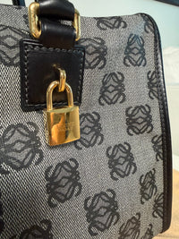 Loewe Bolso Amazona 36 Lona Anagrama | Segunda Mano | LUMË Vintage