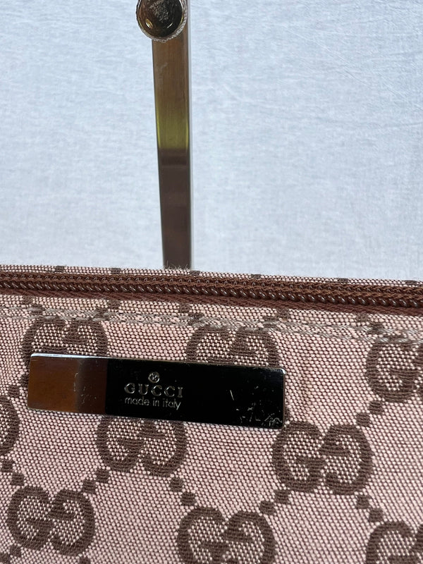 Gucci Boat Pochette - GG Canvas Marrón