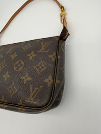 Louis Vuitton pochette accesoires Monogram
