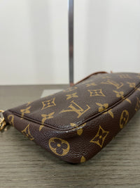 Louis Vuitton Pochette Accesoires