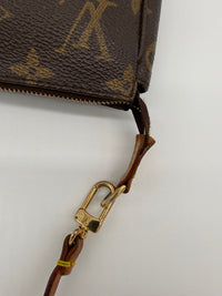 Louis Vuitton pochette accesoires